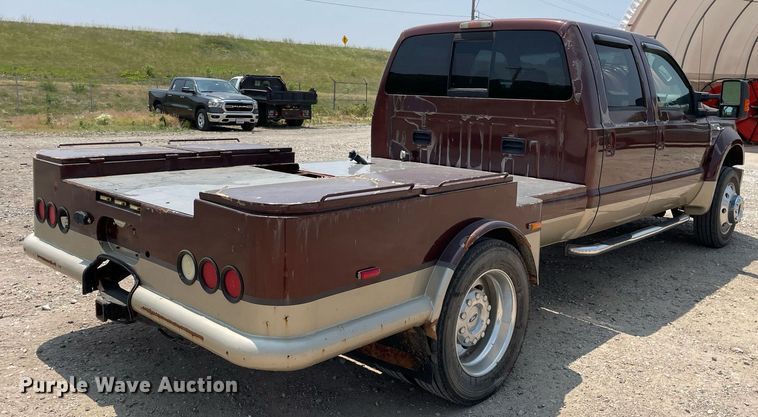 image for item JL9811 2008 Ford F450 Super Duty Lariat  Crew Cab flatbed truck