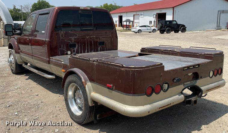 image for item JL9811 2008 Ford F450 Super Duty Lariat  Crew Cab flatbed truck