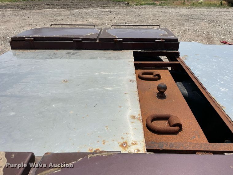 image for item JL9811 2008 Ford F450 Super Duty Lariat  Crew Cab flatbed truck