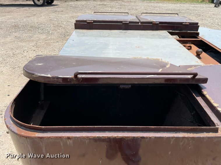 image for item JL9811 2008 Ford F450 Super Duty Lariat  Crew Cab flatbed truck