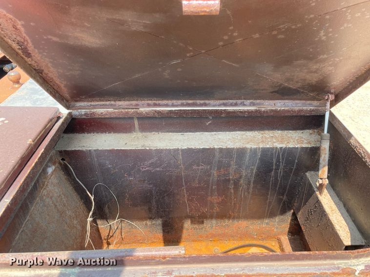 image for item JL9811 2008 Ford F450 Super Duty Lariat  Crew Cab flatbed truck