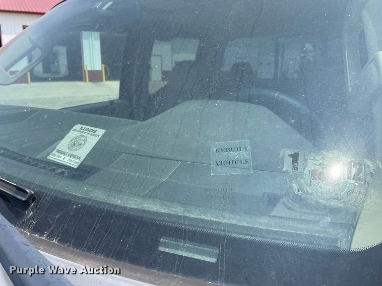 image for item JL9811 2008 Ford F450 Super Duty Lariat  Crew Cab flatbed truck