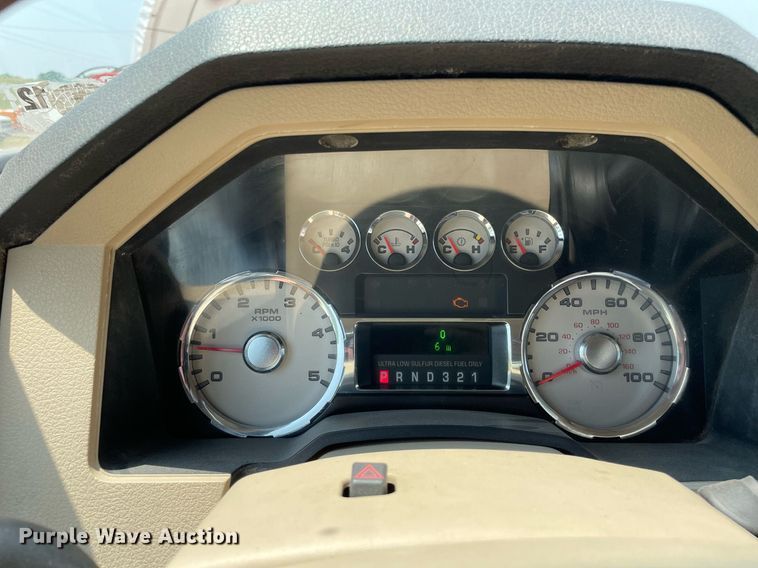 image for item JL9811 2008 Ford F450 Super Duty Lariat  Crew Cab flatbed truck