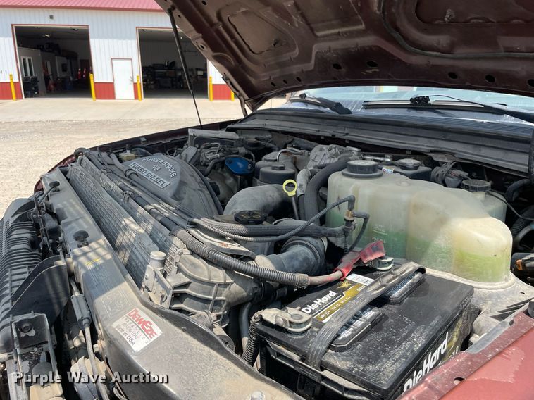 image for item JL9811 2008 Ford F450 Super Duty Lariat  Crew Cab flatbed truck