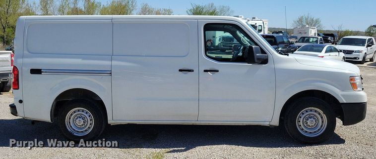 image for item JO9102 2016 Nissan NV 2500HD  van