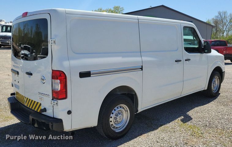 image for item JO9102 2016 Nissan NV 2500HD  van