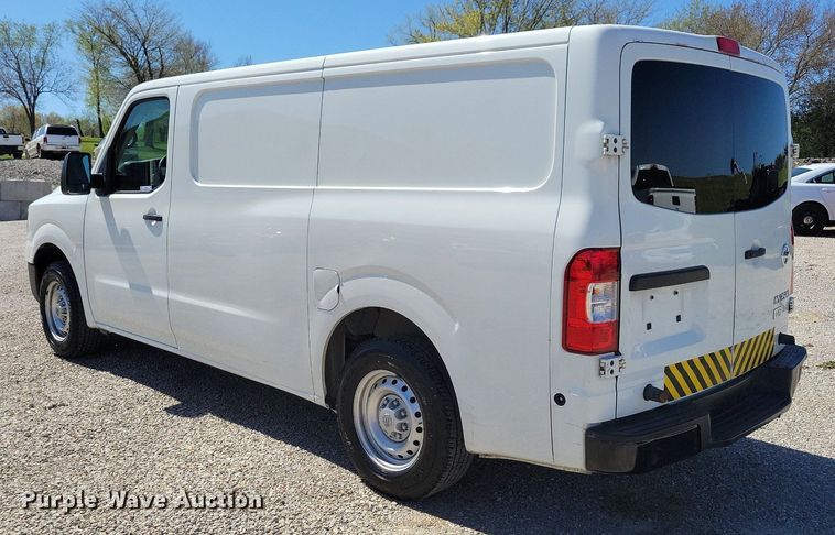 image for item JO9102 2016 Nissan NV 2500HD  van