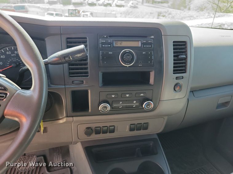 image for item JO9102 2016 Nissan NV 2500HD  van