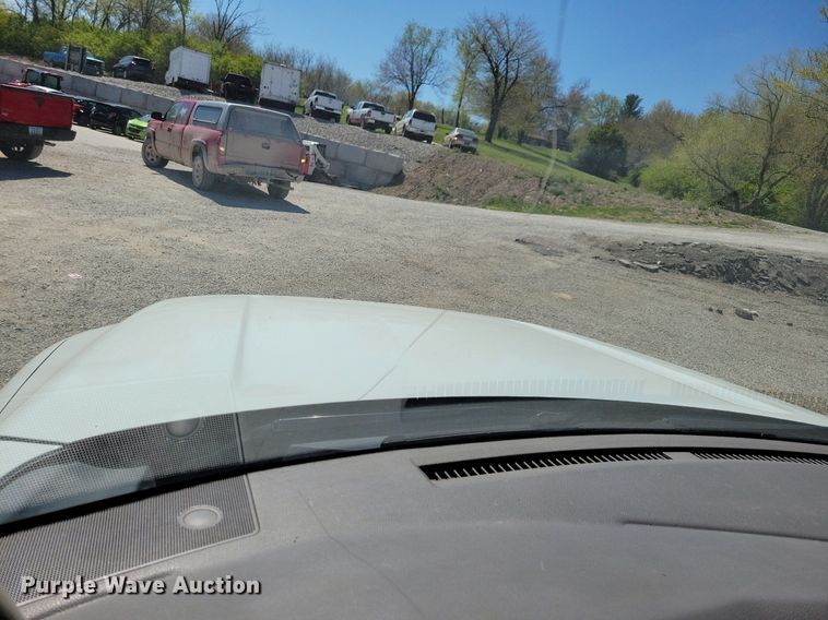 image for item JO9102 2016 Nissan NV 2500HD  van