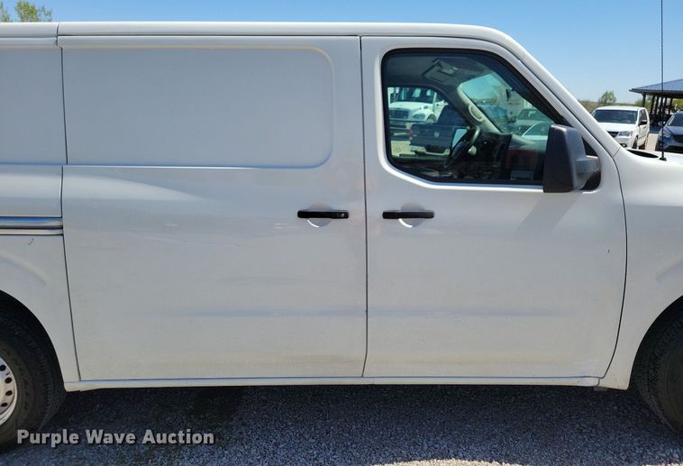 image for item JO9102 2016 Nissan NV 2500HD  van
