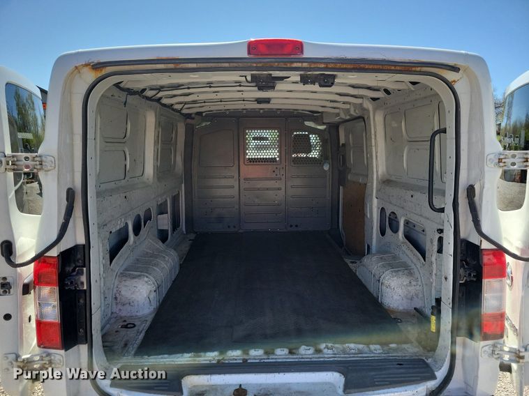 image for item JO9102 2016 Nissan NV 2500HD  van