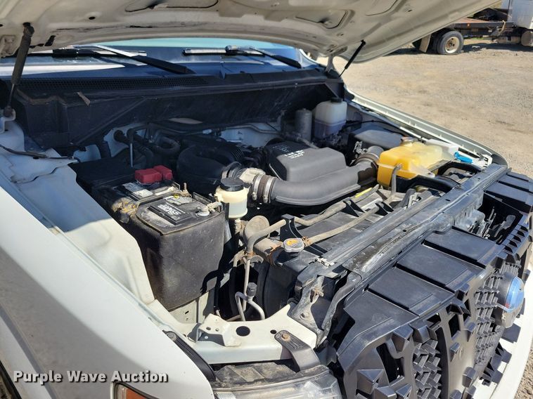 image for item JO9102 2016 Nissan NV 2500HD  van