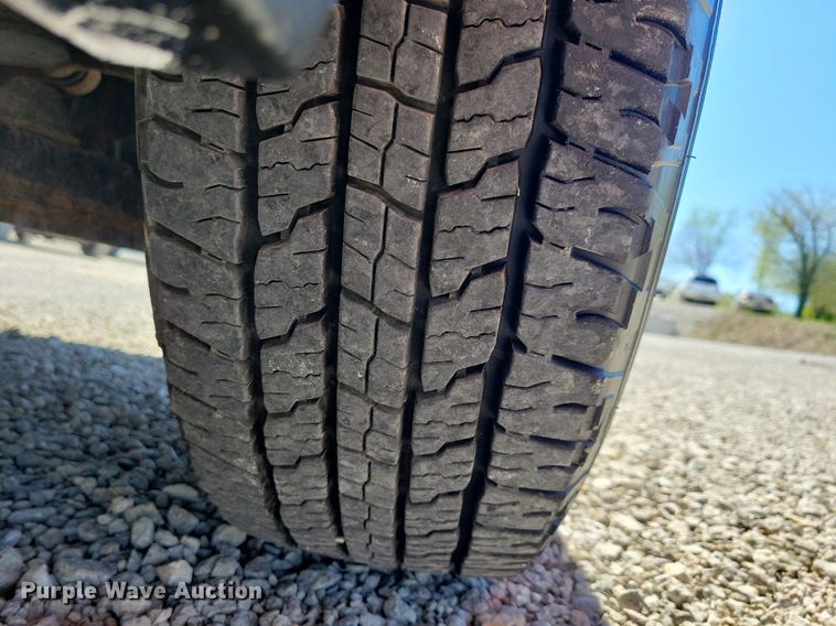 image for item JO9102 2016 Nissan NV 2500HD  van