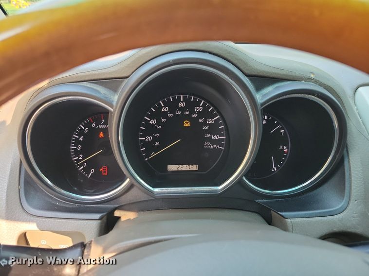 image for item JO9142 2004 Lexus RX 330  SUV