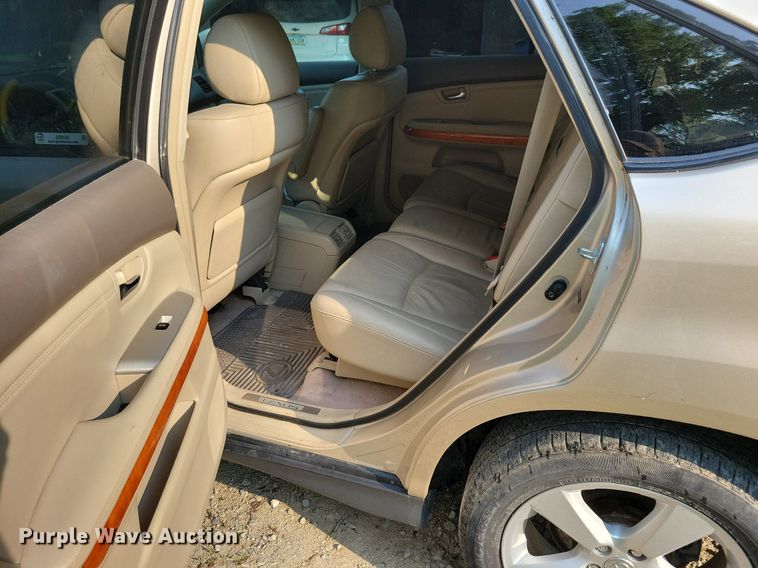 image for item JO9142 2004 Lexus RX 330  SUV