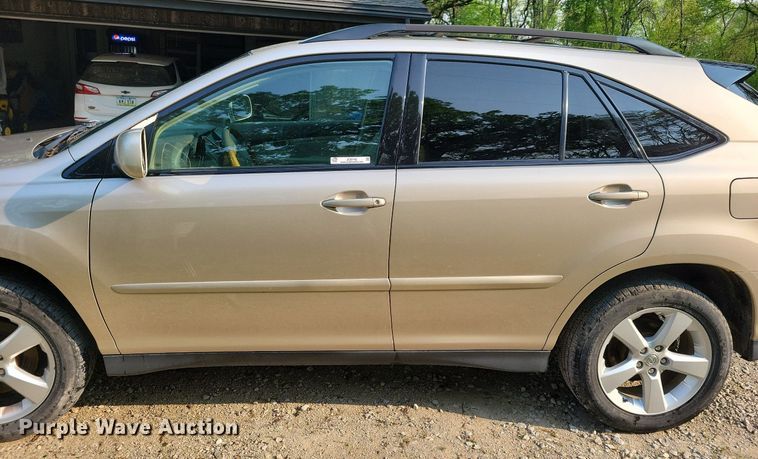 image for item JO9142 2004 Lexus RX 330  SUV