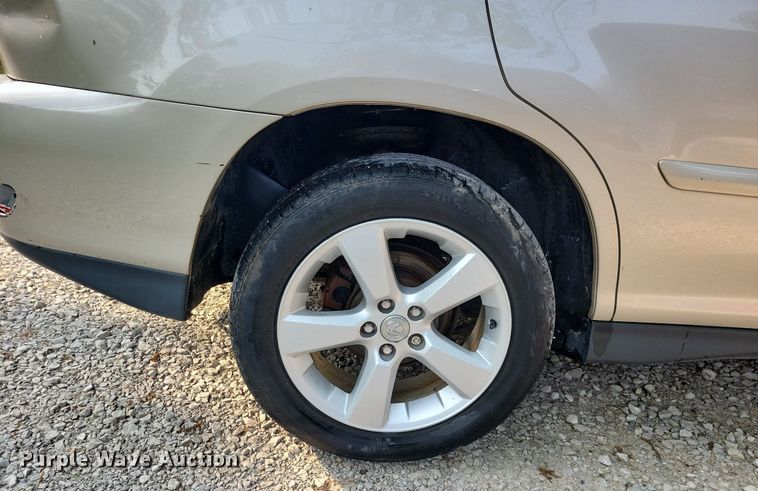 image for item JO9142 2004 Lexus RX 330  SUV