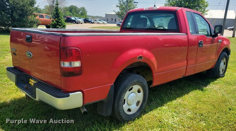image for item JO9208 2005 Ford F150 XL  pickup truck