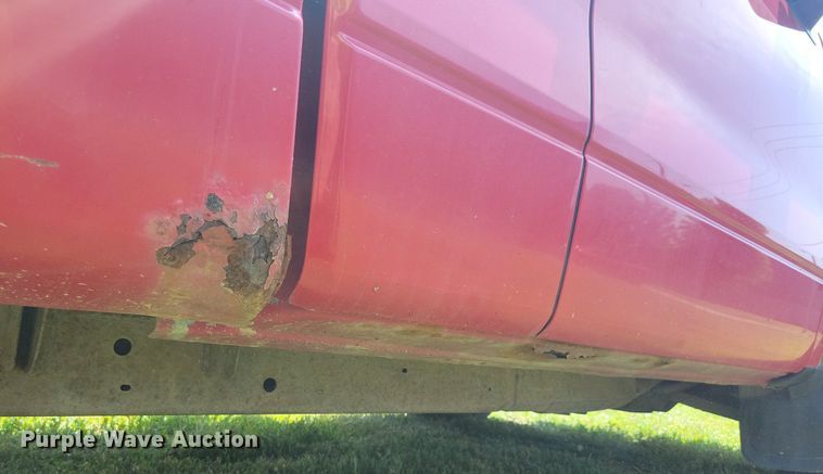 image for item JO9208 2005 Ford F150 XL  pickup truck