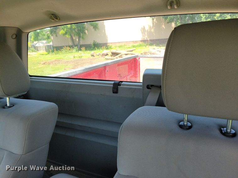 image for item JO9208 2005 Ford F150 XL  pickup truck