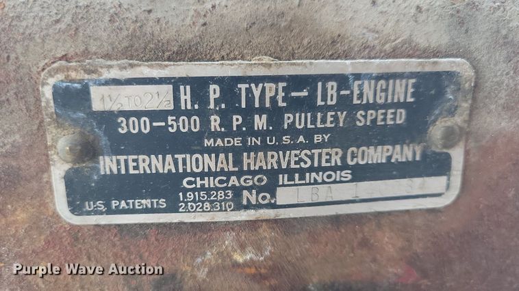 image for item JO9237 International Harvester LB  engine