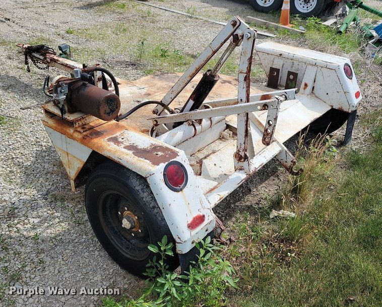 image for item JO9249 Implement dolly