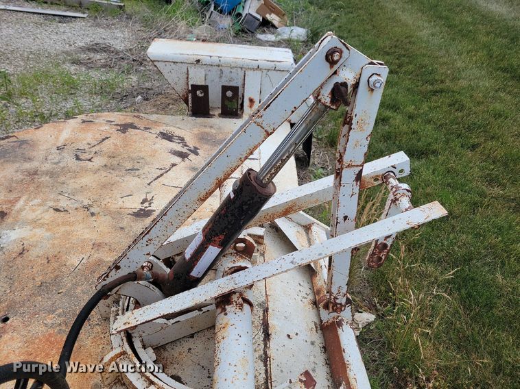 image for item JO9249 Implement dolly