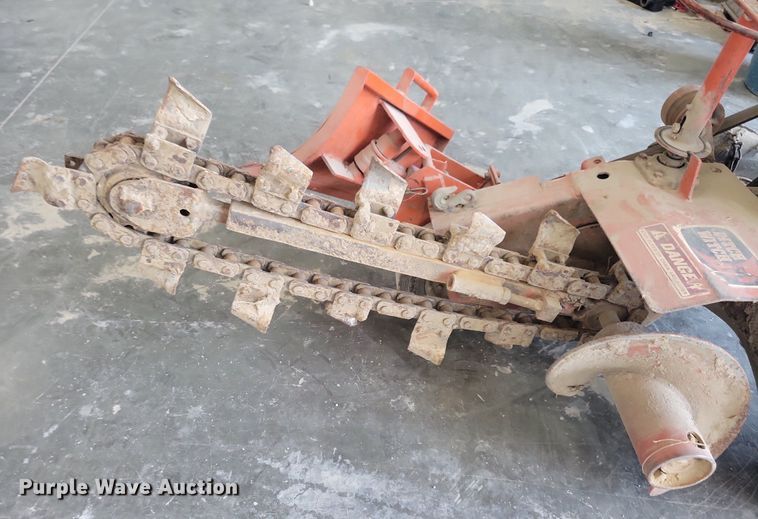 image for item JO9255 Ditch Witch C9  trencher