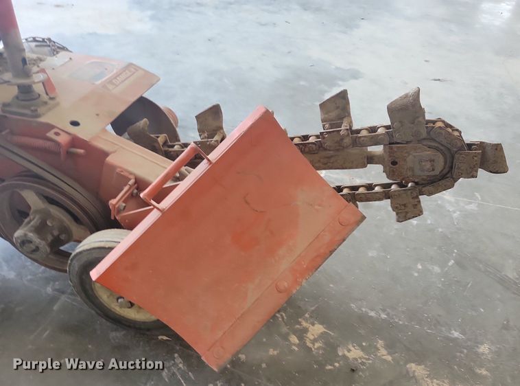 image for item JO9255 Ditch Witch C9  trencher