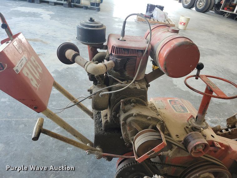 image for item JO9255 Ditch Witch C9  trencher