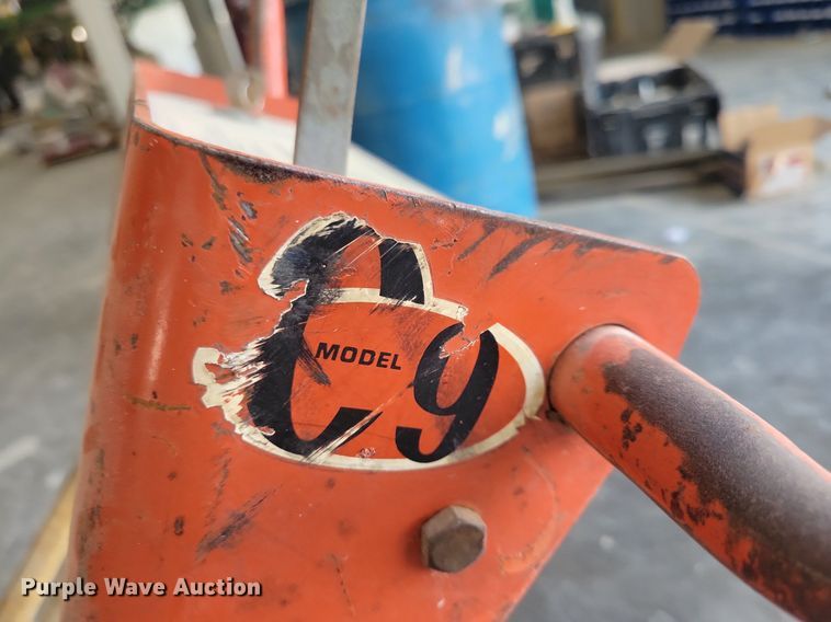 image for item JO9255 Ditch Witch C9  trencher