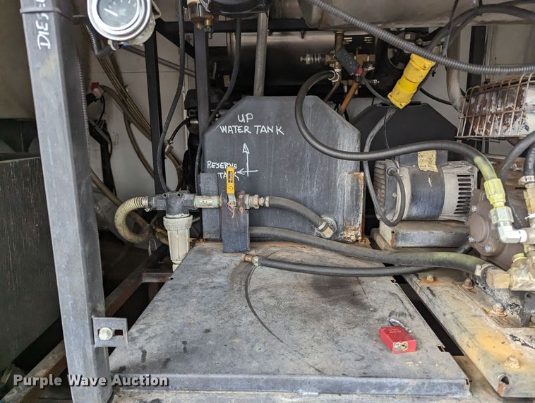 image for item KB9419 2012 C&W trailers  pressure washer trailer