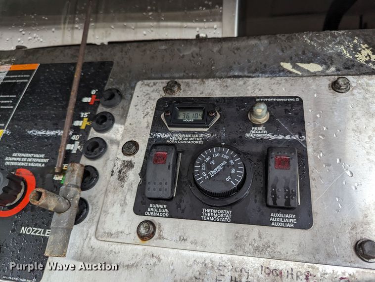 image for item KB9419 2012 C&W trailers  pressure washer trailer