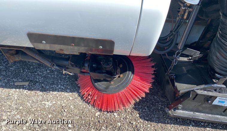 image for item KB9479 2015 Ford F450 Super Duty  street sweeper truck