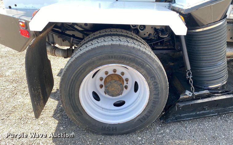 image for item KB9479 2015 Ford F450 Super Duty  street sweeper truck