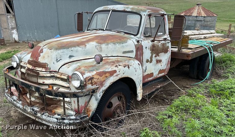 image for item KL9107 Chevrolet  grain truck