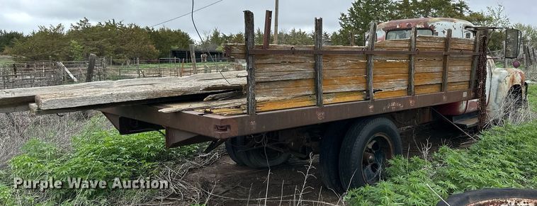 image for item KL9107 Chevrolet  grain truck