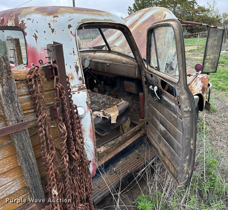 image for item KL9107 Chevrolet  grain truck