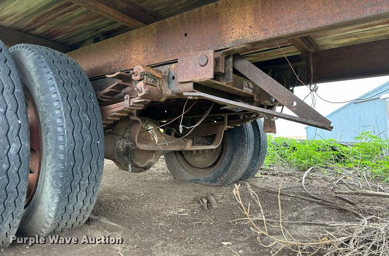 image for item KL9107 Chevrolet  grain truck