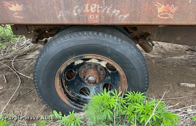 image for item KL9107 Chevrolet  grain truck