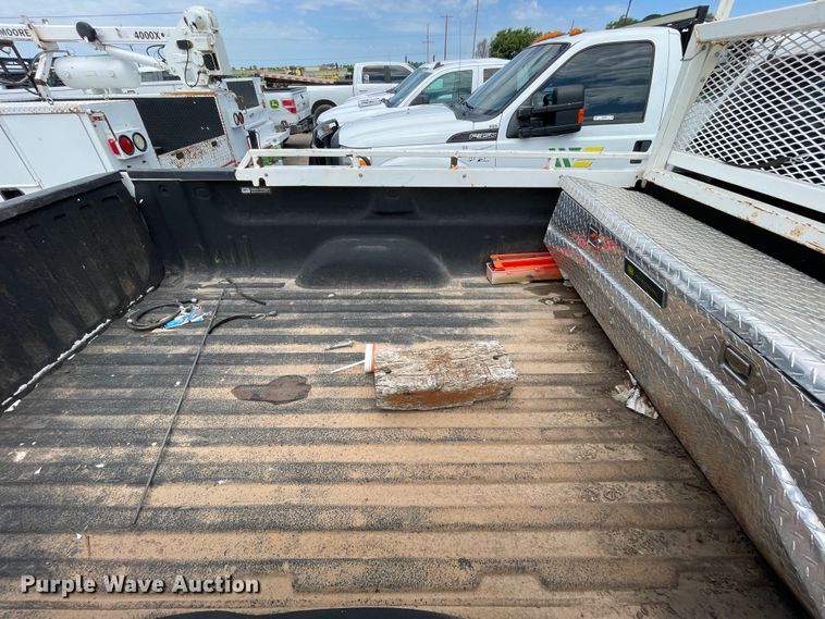 image for item KM9860 2007 GMC Sierra 1500  pickup truck