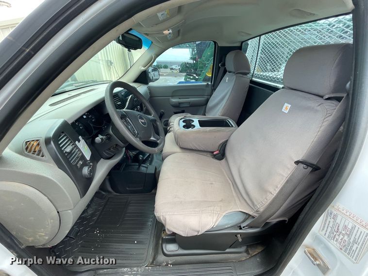 image for item KM9860 2007 GMC Sierra 1500  pickup truck