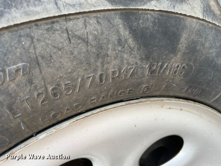 image for item KM9860 2007 GMC Sierra 1500  pickup truck