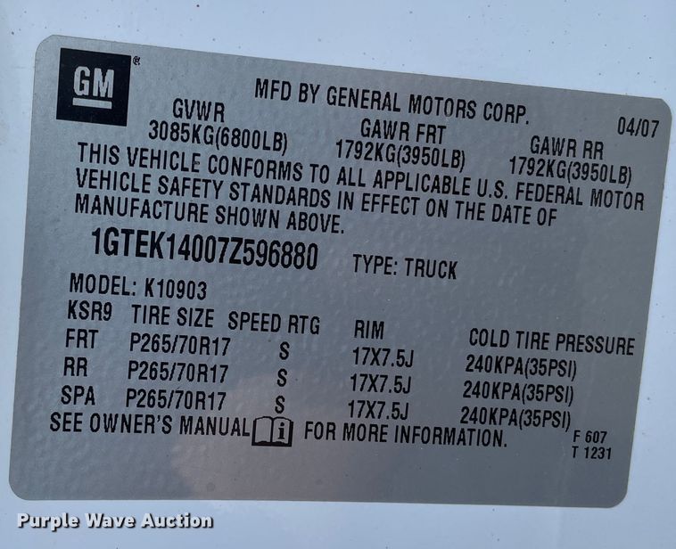 image for item KM9860 2007 GMC Sierra 1500  pickup truck