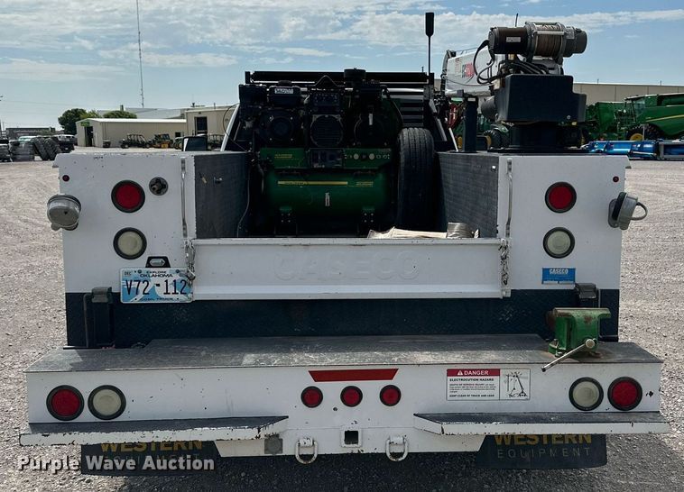 image for item KM9862 2014 Ford F350 Super Duty  utility bed pickup truck