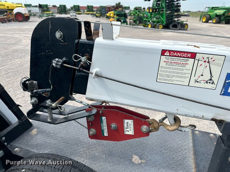 image for item KM9862 2014 Ford F350 Super Duty  utility bed pickup truck