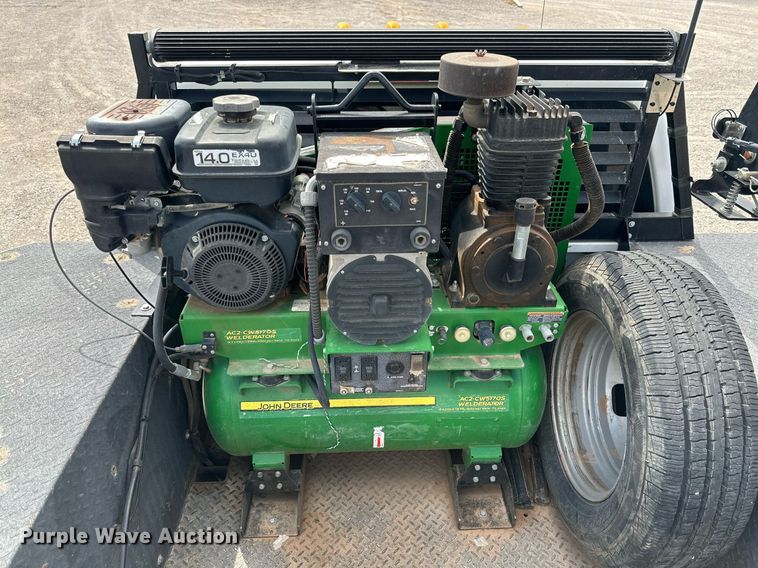 image for item KM9862 2014 Ford F350 Super Duty  utility bed pickup truck