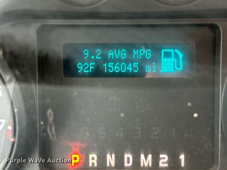 image for item KM9862 2014 Ford F350 Super Duty  utility bed pickup truck