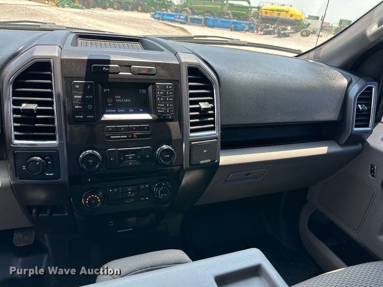 image for item KM9907 2017 Ford F150  SuperCrew pickup truck