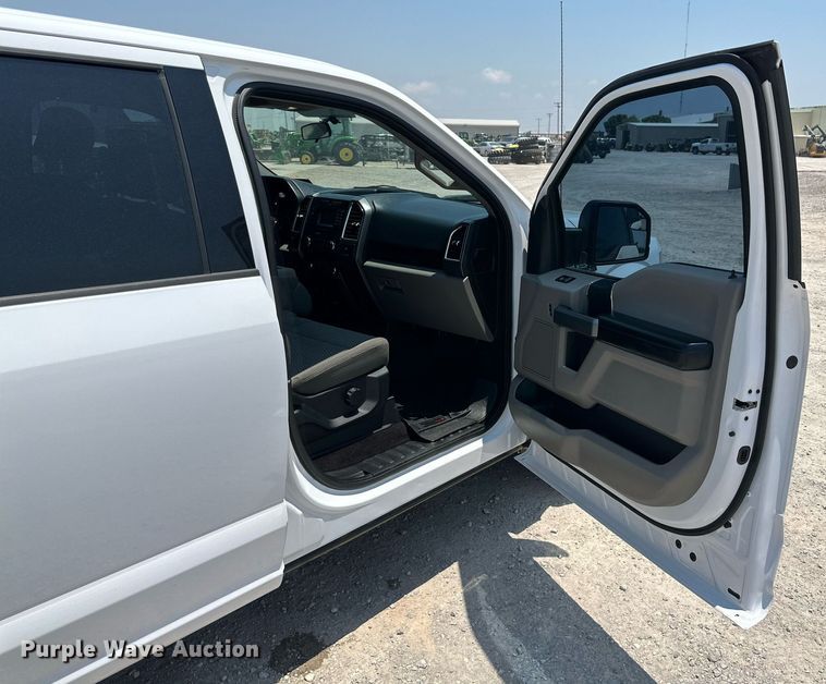 image for item KM9907 2017 Ford F150  SuperCrew pickup truck